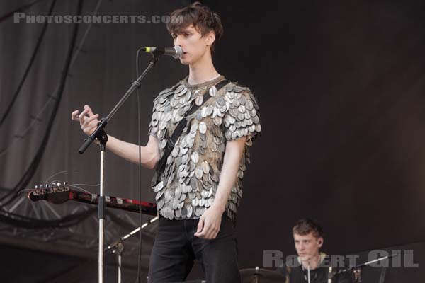 THESE NEW PURITANS - 2008-08-28 - SAINT CLOUD - Domaine National - Scene de la Cascade - Jack Barnett - George Barnett